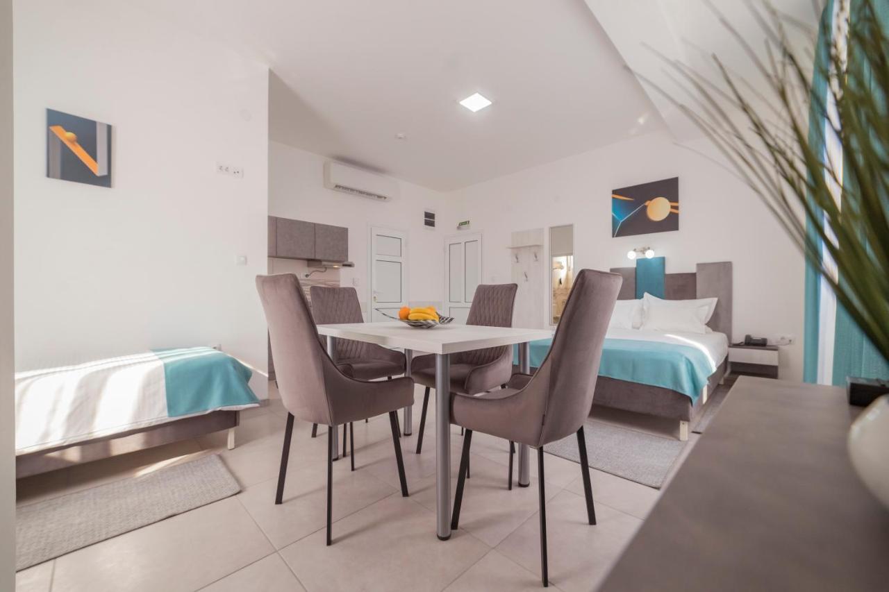 As Apartmani 피로트 외부 사진